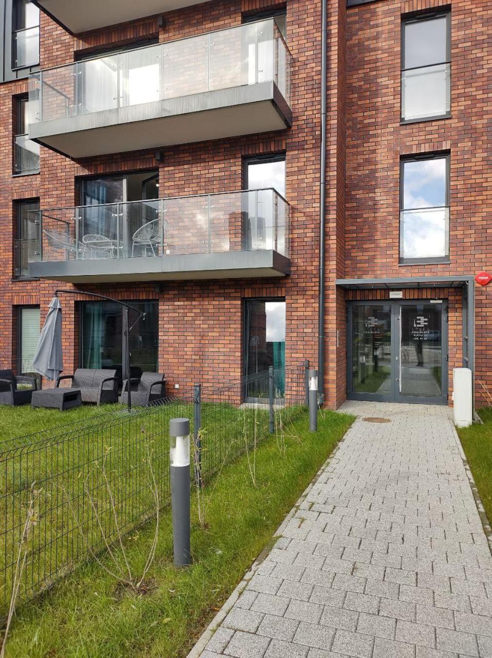Totu Today-Stara Cegielnia Apartamenty, Faktura Vat, Self Check-In Poznan Luaran gambar